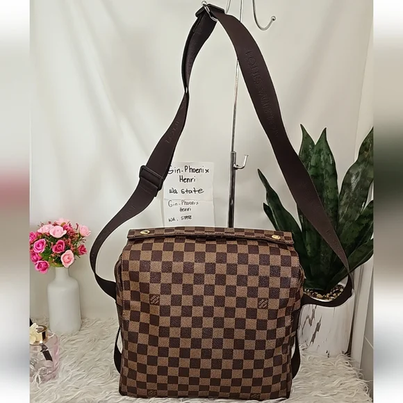 Louis Vuitton Naviglio Damier Ebene Men's Bag - Picture 14 of 16